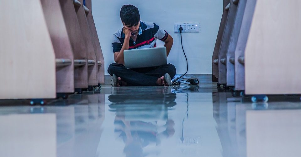 עבודה סמינריונית במשפטים